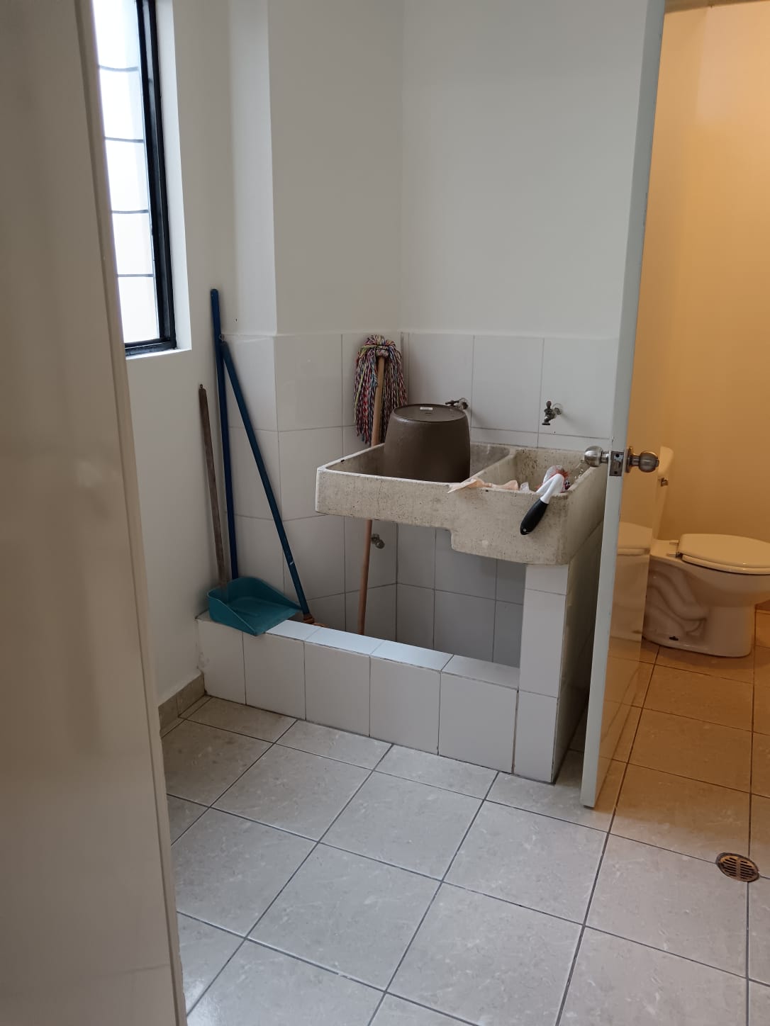 https://regioservicios.com/inmobiliaria/detalle/casa-en-renta-en-privadas-de-anahuac-casa-renta-escobedo-privadas-de-anahuac-foto_10