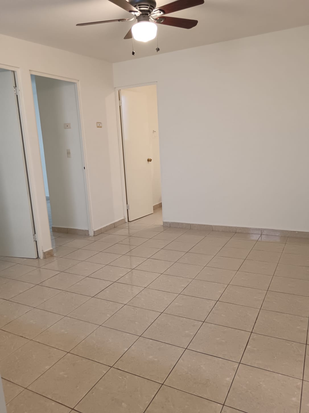 https://regioservicios.com/inmobiliaria/detalle/casa-en-renta-en-privadas-de-anahuac-casa-renta-escobedo-privadas-de-anahuac-foto_19