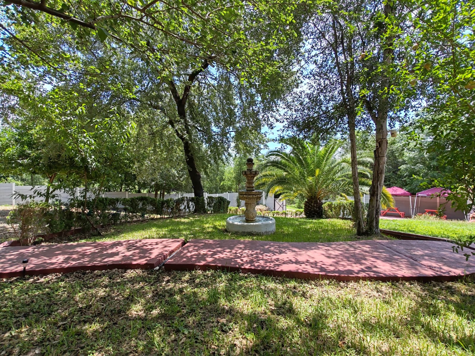 https://regioservicios.com/inmobiliaria/detalle/quinta-en-venta-en-montemorelos-quinta-venta-montemorelos-canoas-foto_12