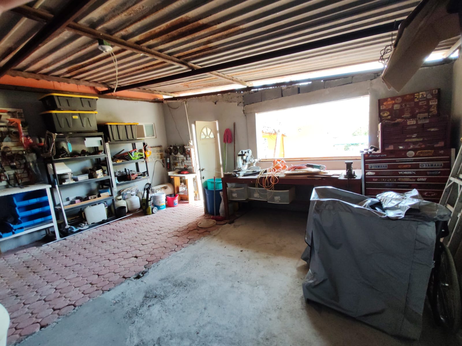https://regioservicios.com/inmobiliaria/detalle/quinta-en-venta-en-montemorelos-quinta-venta-montemorelos-canoas-foto_16
