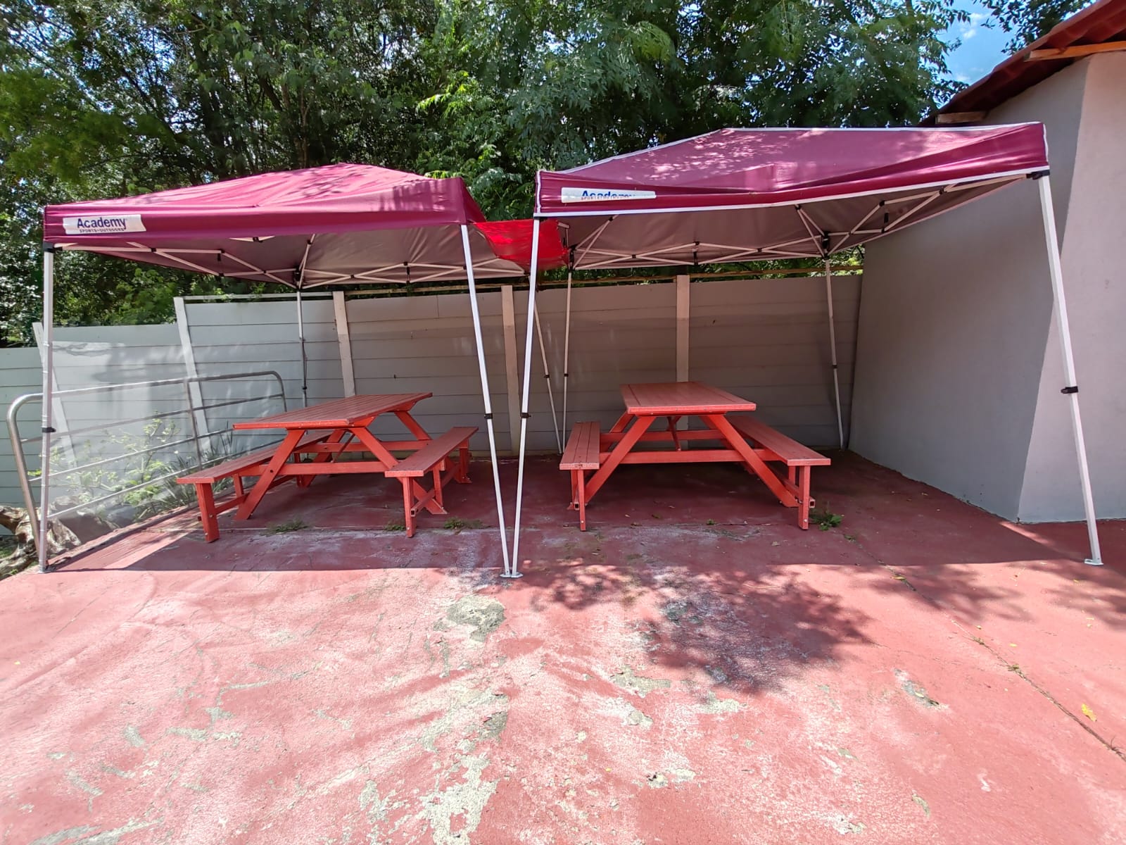 https://regioservicios.com/inmobiliaria/detalle/quinta-en-venta-en-montemorelos-quinta-venta-montemorelos-canoas-foto_20