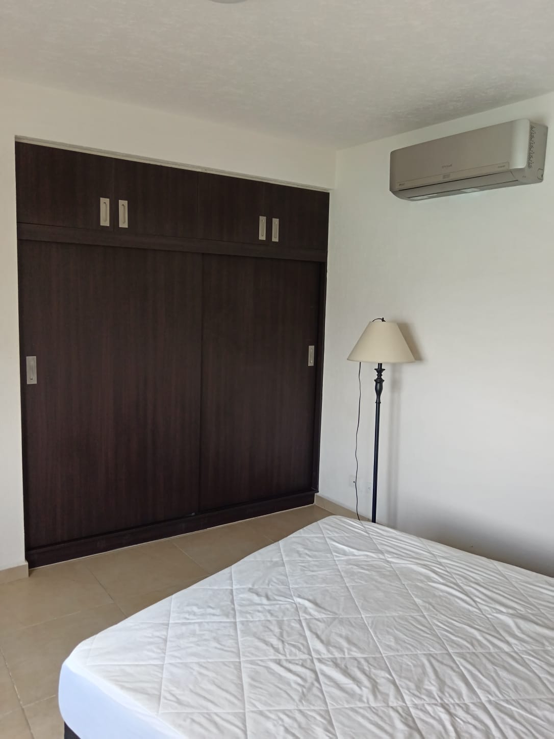 https://regioservicios.com/inmobiliaria/detalle/casa-espaciosa-en-renta-en-navio-dreams-lagoons-casa-renta-apodaca-dreams-lagoons-foto_9